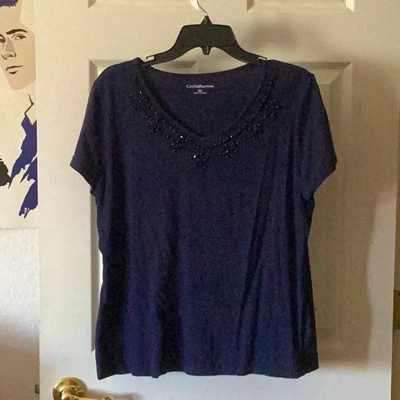 Top - Picture 1 of 1